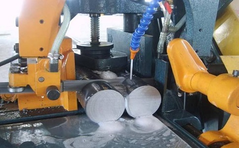 小榄镇卧式带锯床的送料方式有哪几种？